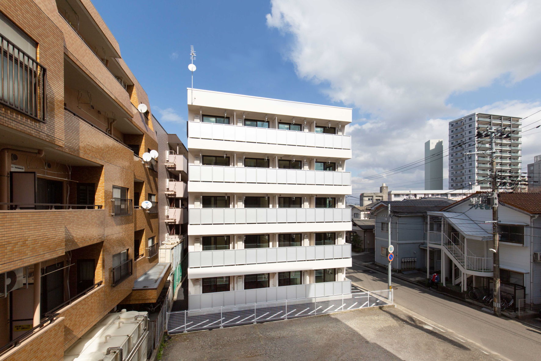 ハイツクローバー（新潟医療福祉カレッジ学生寮Ⅲ）